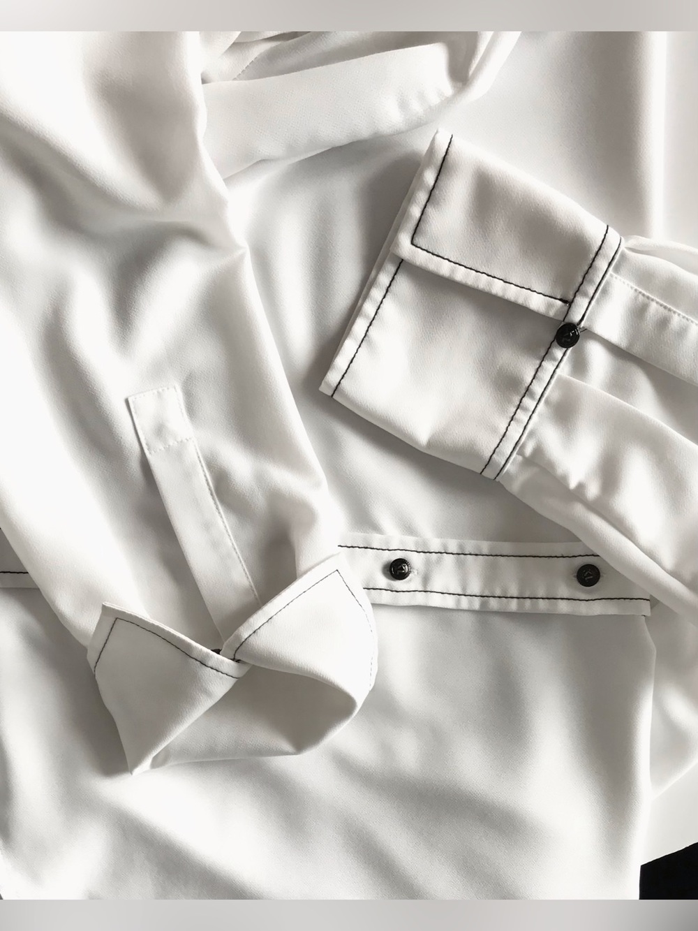 Karl Lagerfeld Paris White w/ Black Trim Blouse Button Up Shirt Size Large - Picture 5 of 9